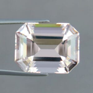 Flawless 20.80 CT Excellent Emerald Cut Natural Peach Pink Morganite.