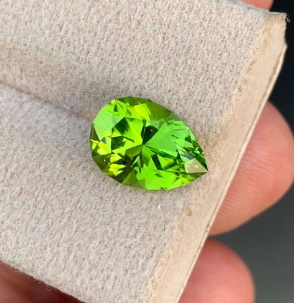 Pear shape Peridot